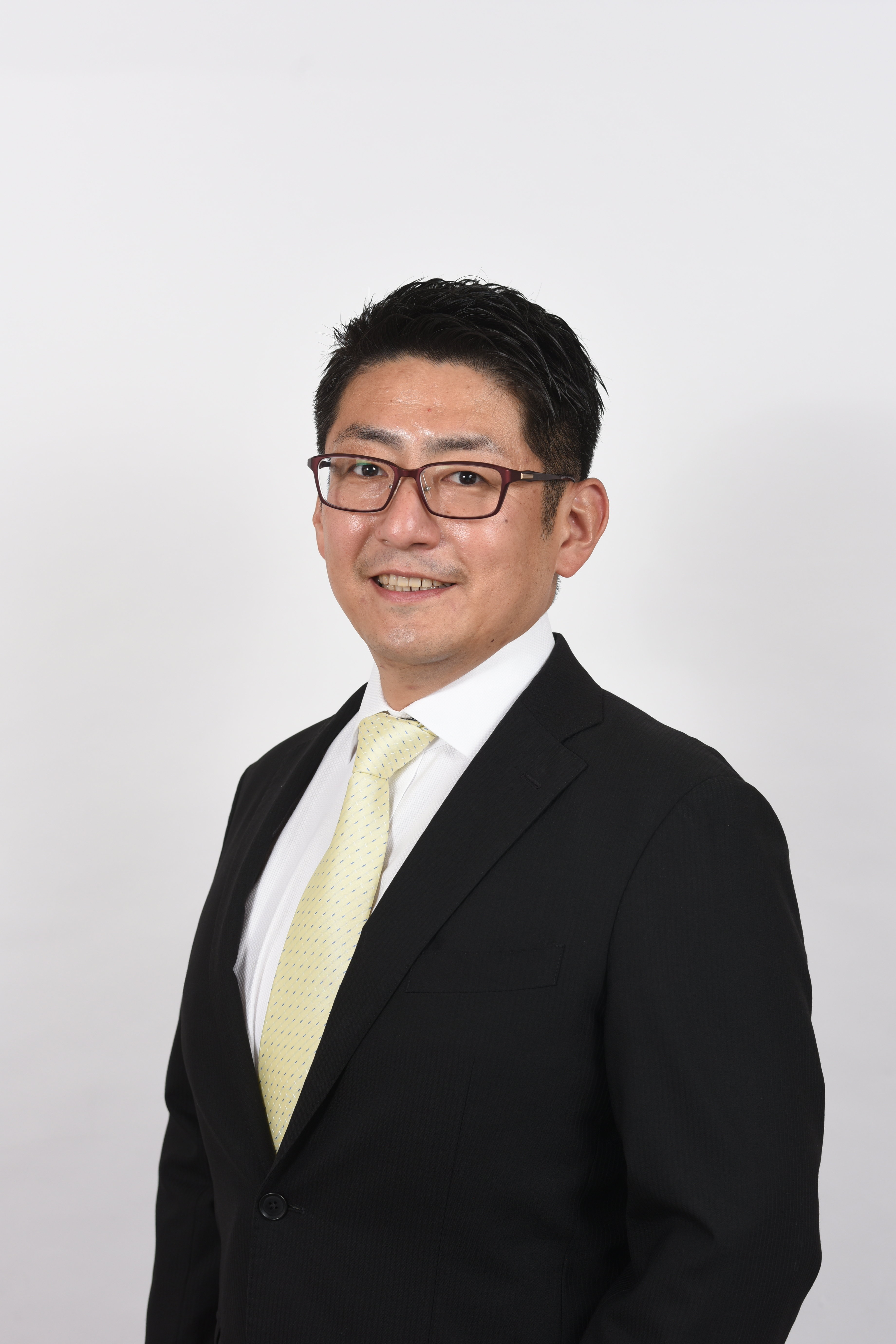 德永 哲史